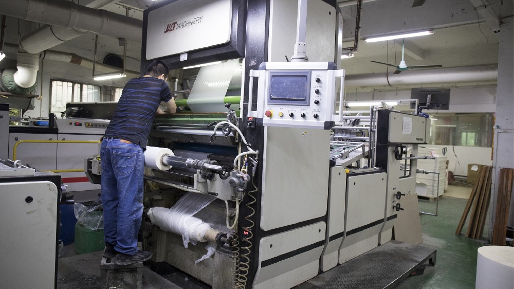 自動(dòng)過膠機(jī)